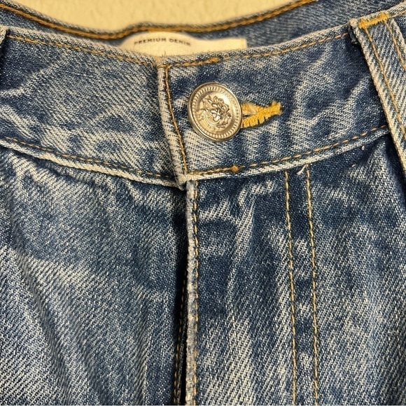NWOT SLVRLAKE Women's London Distressed Denim Jeans Wash Gimme Shelter Size 31. - Picture 5 of 14